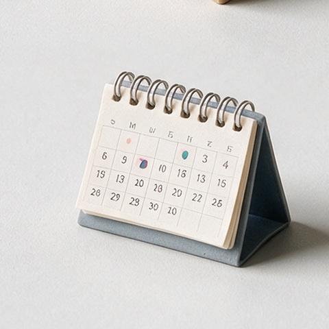 Calendrier de bureau, en maquette miniature
